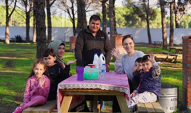 Altınova Mesire Alanı: Doğayla İç İçe Aile Buluşma Noktası