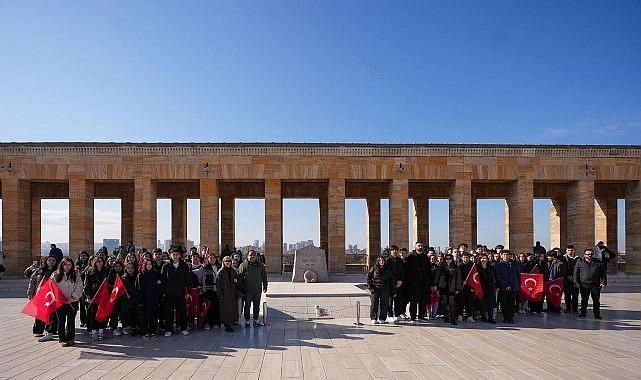 Anıtkabir Ziyareti: Maltepe Belediyesiyle Öğrencilerden Duygusal Onur Günü