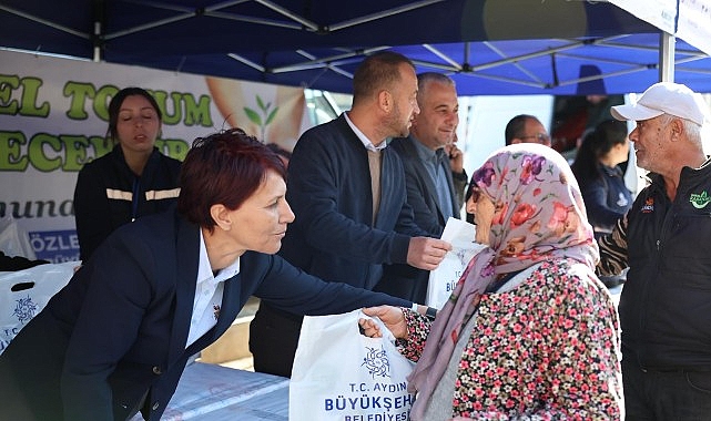 Ata Tohumlarıyla Şehrin Geleceğini Yeşertiren Koçarlı Fide Dağıtımı