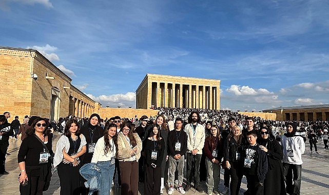 Ata’nın İzinde Gençler: Anıtkabir Ziyaretinin Anlamı ve Geleceğe Mesaj