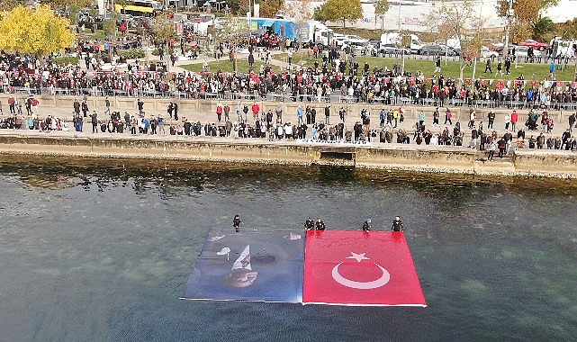 Ata’ya Saygı Zinciri 2025: Kadıköy sahillerinde 6,5 Kilometrelik Anma Töreni