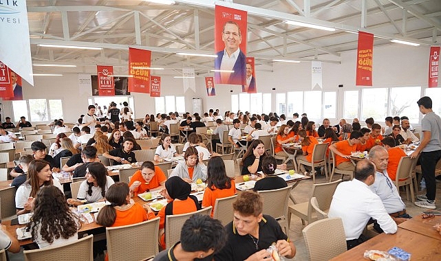 Ayvalık Öğrenci Kent Lokantaları: Günde 1700 Öğrenciye Sıcak ve Dengeli Öğünler