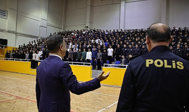 Bağımlılıkla Mücadelede Yeşilay ve Polis Akademisi İşbirliği: İzmir’de Bilgilendirme ve İlham Dolu Bir Konferans