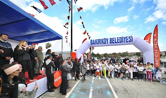 Bakırköy Belediyesi ve Merrell İş Birliğiyle 24 Kasım Öğretmenler Günü Koşusu İçin Heyecan Başladı