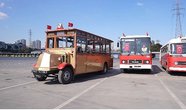 Cumhuriyet Bayramı’nda İETT’nin Nostaljik Yolculuğu İstanbul’u Selamlıyor