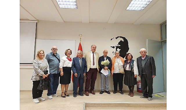 Cumhuriyet Eğitiminde Öğretmen: Söyleşi ve Köy Enstitüleri Üzerine Bir Perspektif