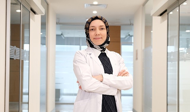 Diş Eti Çekilmeleri: Nedenleri, Tedavi Yöntemleri ve İyileşme Süreci