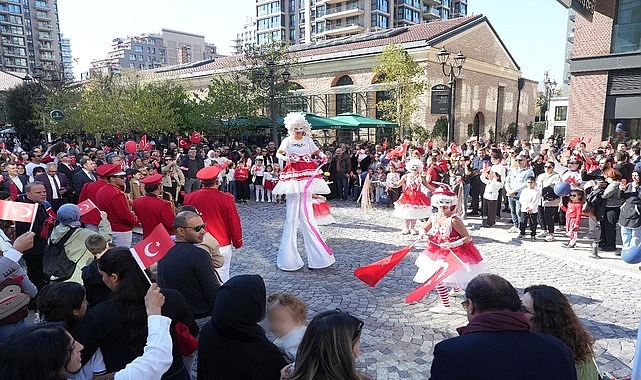 Fişekhane’de Cumhuriyetin Yüzyılı: Sanatın Özgürlüğünde Bağımsızlık Uluslararası Çalıştayı