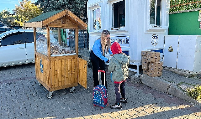 Güzelbahçe Belediyesi’nden Öğrencilere Süt, Simit ve Ücretsiz Hizmetler: Aileler Mutlu, Gelecek Nesiller Güvenli