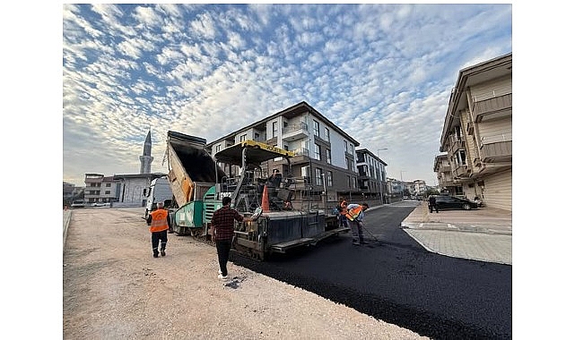 İnegöl Belediyesi 3 Mahallede 670 Metre Asfalt Çalışmasıyla Yol Konforunu Artırıyor