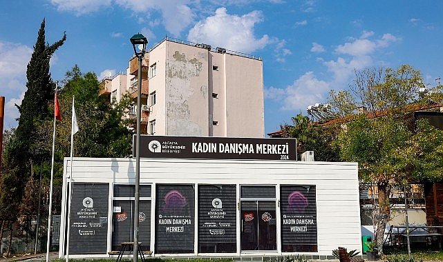 İşitme Engellilerle Etkileşimi Güçlendiren İşaret Dili Eğitimi: Kadın Danışma Merkezi’nin Yeni Girişimi