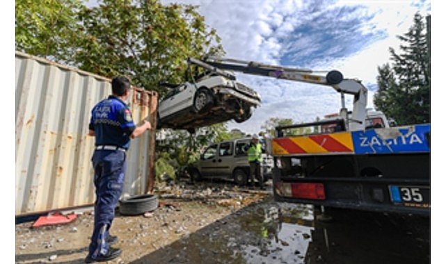 İzmir’de Hurda Araç Merkezi: Çevre ve Güvenlik için Yeniden Değerleniyor
