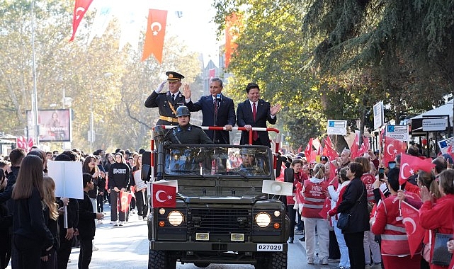 Kadıköy’de Cumhuriyet Bayramı Coşkusu: 19.00’da Bağdat Caddesi’nde Büyük Yürüyüş Başlıyor