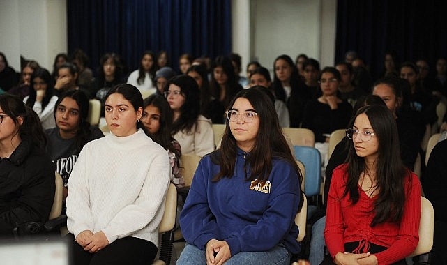Kadın Sağlığı ve Menstrual Döngü Eğitimiyle Kız Öğrencilere Destek: KARGEM’de Bilinçlenme ve Hijyen Kaynağı