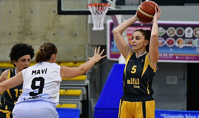 Kadınlar Spor Turnuvası Cumhuriyet Kupası: Final ve Kupa Töreniyle Sonuçlandı