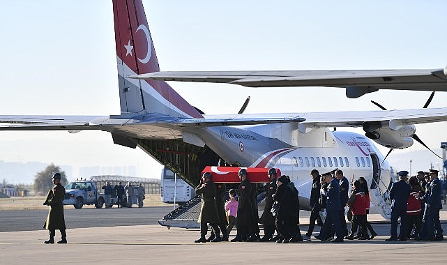 Kahramankazan Belediye Başkanı Çırpanoğlu, Şehitler İçin Anma Törenine Katıldı