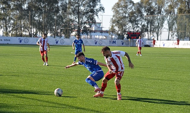 Kahramankazan Belediyespor, RMK Marine Tavşanlı Belediyesporu 4-1 yenerek zirve yürüyüşünü sürdürdü