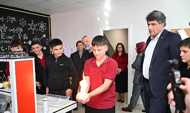 Kartepe Genç Akademi Ziyaretinde Başkan Kocaman’ın Gençlerle İçten Buluşması