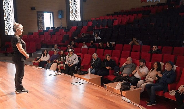 Keçiören Şehir Tiyatroları Seçmelerinde Yüzlerce Başvuru ve Genç Atölye Dönemi Başladı