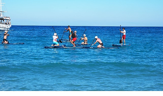 Kemer Uluslararası Sup Cup 2024 Basın Toplantısı: Sponsorlar ve Katılımcılar Sahneye Çıktı