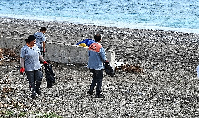 Kemer’de Daha Temiz Bir Kemer İçin Çamyuva Sahili Temizlik Etkinliği