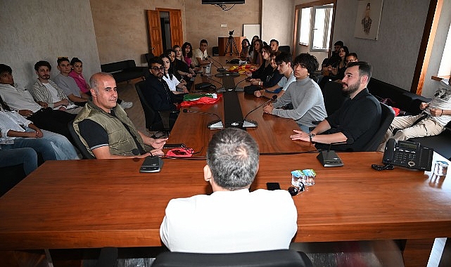 Kemer’de Gençler ve Yerel Yetkililer Çevre Bilinci İçin Buluştu