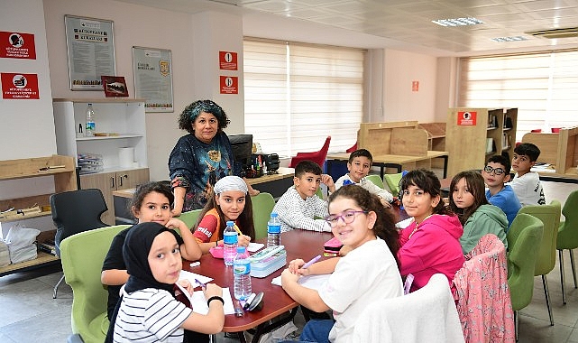 Küçük Yazarlar Atölyesi: Çocukların Hayal Gücünü Yazıya Dönüştüren Haftalık Buluşma