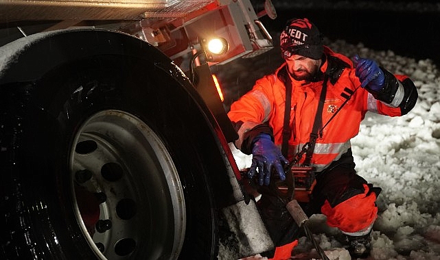 Otoyol Cehenneminin Yeni Sezonu: Kurtarma Ekibi Yollarda Bir Adım Önde