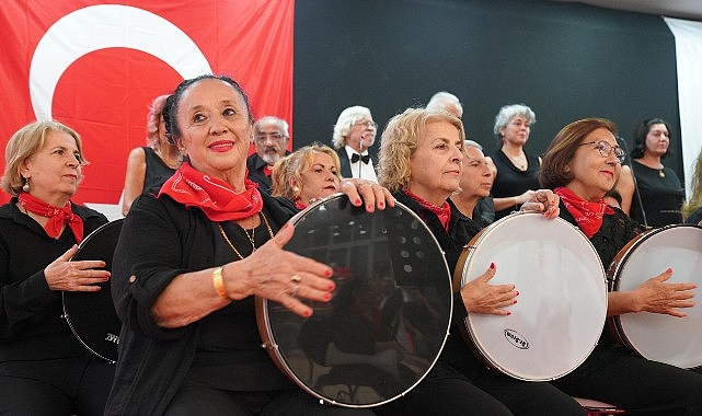 Seferihisar’da Cumhuriyet Gecesi: Sanatın Işığında 102. Yıl Coşkusu