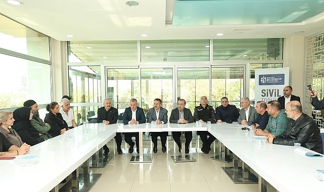 Vali Aktaş ve Büyükşehir Başkanı Büyükakın, Ailelerle Sosyal Tesislerde Buluştu