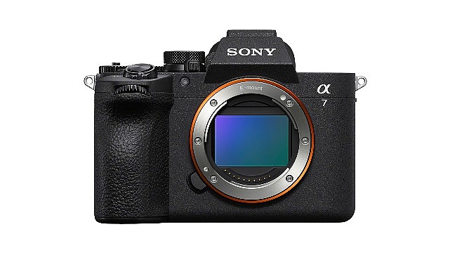 Alpha 7 V ve FE 28-70mm OSS II: Yüksek Hızlı AI Odaklama ve Üstün Video Yetkinlikleri