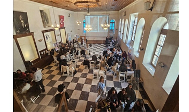 Alsancak’ta Tasarım Öğrencilerinden Yeşil Koridorlar ve İklim Direnci İçin İnovatif Kamp