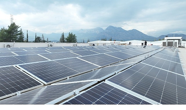 Antalya Büyükşehir Belediyesi’nin Çatı GES Yatırımlarıyla Yıllık Enerji Tasarrufu ve Doğaya Dost Proje