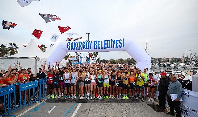Bakırköy’de Öğretmenler Günü Koşusu: 2. kez büyük bir ilgi ve enerjiyle gerçekleşti