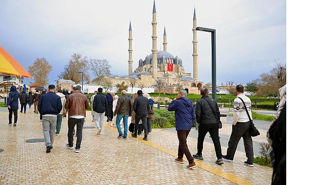 Bayrampaşa Öğretmenlerine Edirne Gezisi: Kültürel Keşif ve Teşekkür