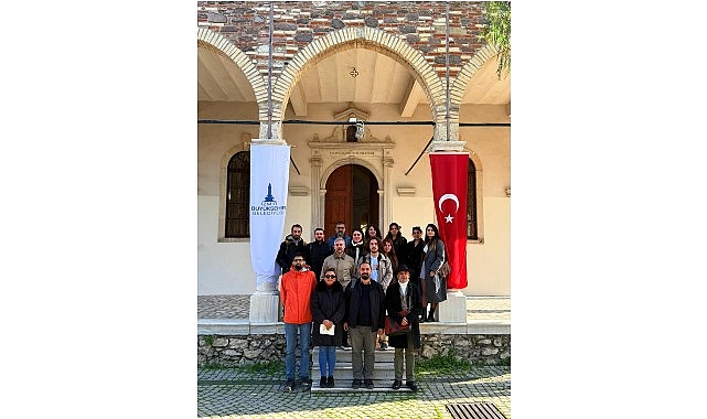 Bir Arada Yaşam Rotası: İzmir’de Gazetecilik ve Kent Belleği Buluşması