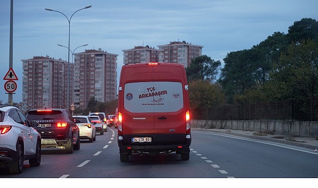 Büyükbakkalköy Ücretsiz Ulaşım Servisiyle Mahalle Halkının Günleri Kolaylaştı