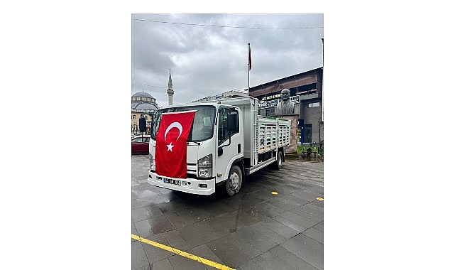 Geyve Belediyesi Yeni Damperli Kamyonetle Filoyu Güçlendiriyor