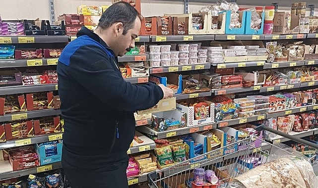 Gölcük Belediyesi Zabıta Denetiminde Tarihi Geçen Ürünlere Büyük Adet El Koyma