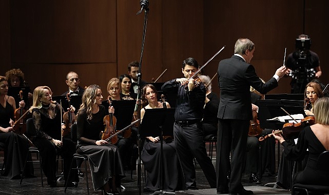 İDSO DenizBank Konserlerinde Robert Lakatos’un Kemanında Zengin Bir Repertuar Yolculuğu