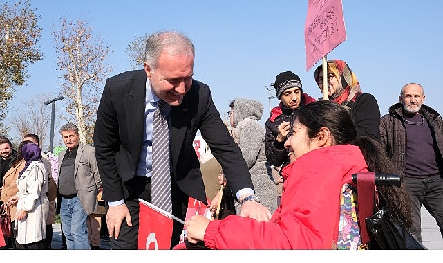 İnegöl’de Engelliler Günü Coşkuyla Kutlandı: “Bu Şehirde Biz de Varız” Korteji ve Özel Gece