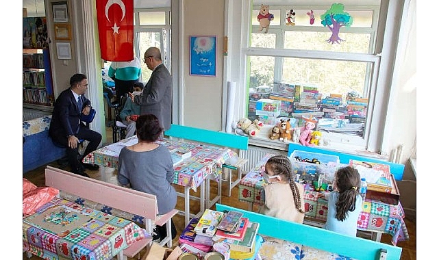 İzmir Eğitim Ailesi: Öğretmenler Günü Ziyareti ve Dayanışma Mesajı