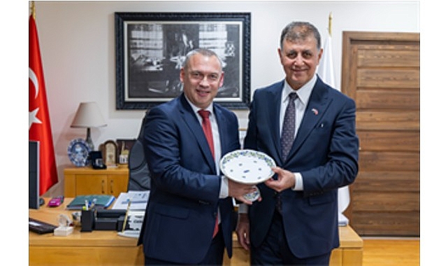 İzmir ve Macaristan Arasında Kardeş Kent İçin Sözleşme Yolunda İlk Adımlar