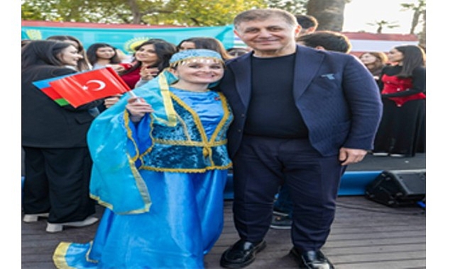 İzmir’de Dünya Türk Dili Ailesi Günü: Kültürel Bir Buluşma ve Umut Dolu Vizyon