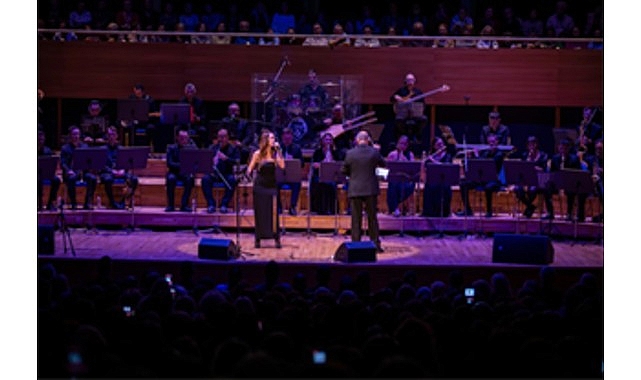 İzmir’de Edip Akbayram ve Volkan Konak Anısına Düzenlenen Anlamlı Konser ve Yeni Müjde