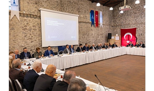 İzmir’in Atık Yönetiminde Yeni Dönem: İEKKK 140. Toplantısı Detayları