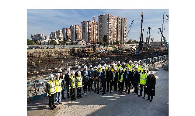 İzmir’in Mavişehirinde Folkart Mona: 400 Milyon Dolarlık Lüks Yaşam Alanı ve Modüler Tasarım