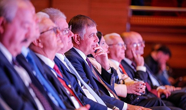 İzmirMeets 2024: Kamu İnovasyonu ve Şehir Laboratuvarı Vizyonu
