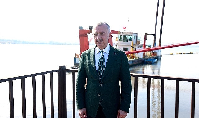 İzmit Körfezi’nde Dip Çamuru Temizliğiyle Yeniden Canlanan Deniz Yaşamı
