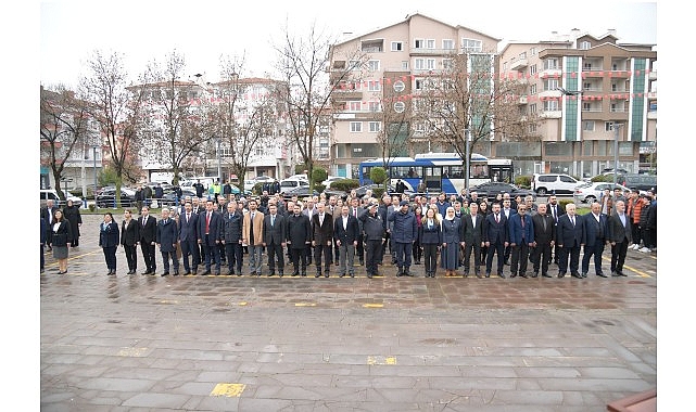 Kahramankazan’da Öğretmenler Günü Kutlamaları ve Hediye Çekilişiyle Anma